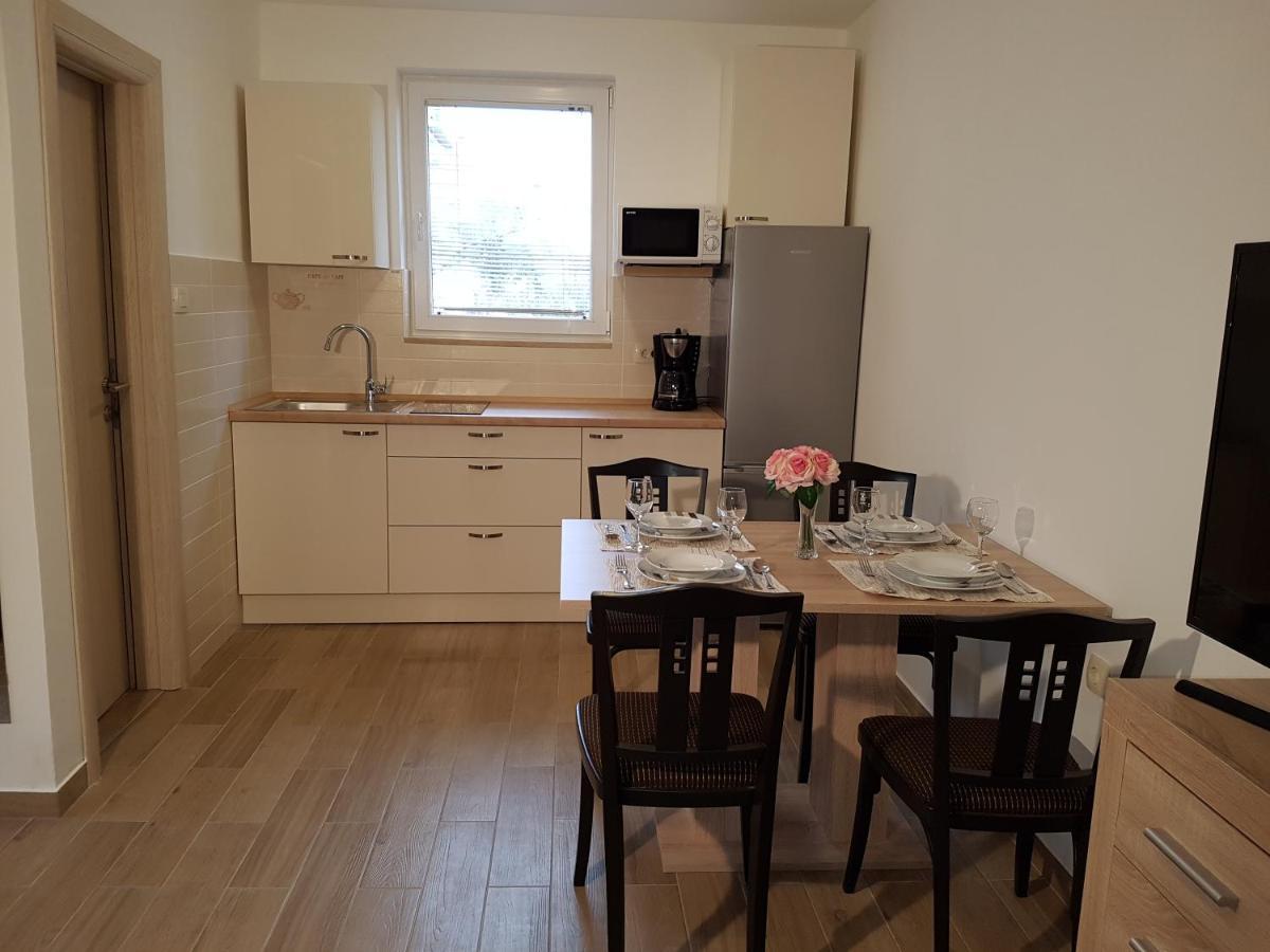 Apartment Rea Malinska