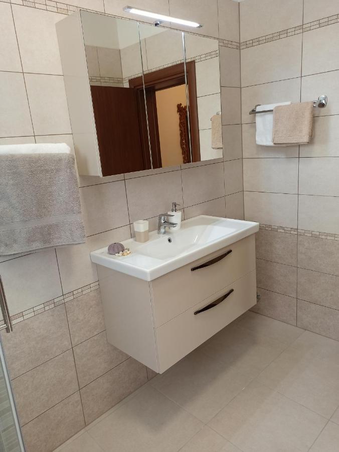 Apartment Rea *