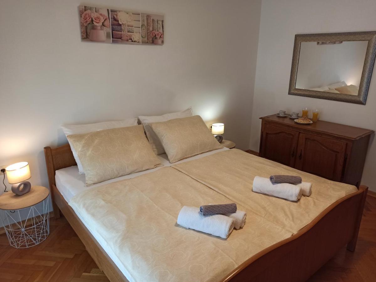 Rea Apartment *