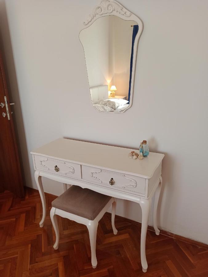 Rea Apartment