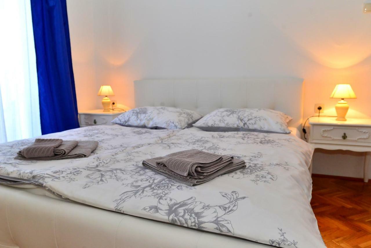 Rea Apartment